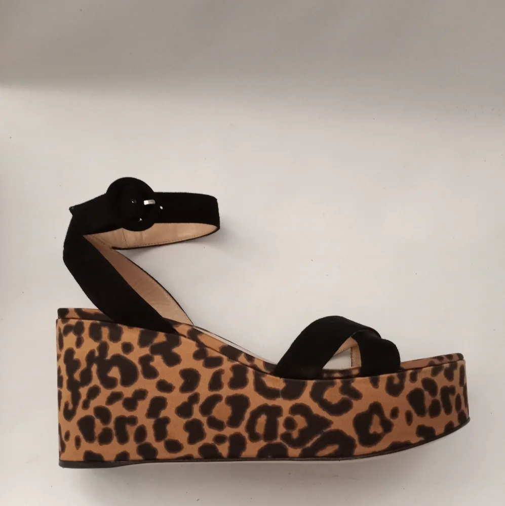 GIANVITO ROSSI Leopard Print Sandals, size 38